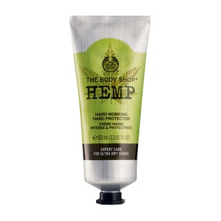 Крем для рук «Конопляное масло» 100 мл 890 руб. The Body Shop.