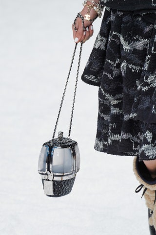 Chanel осеньзима 20192020.