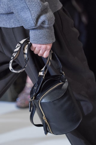 Stella McCartney осеньзима 20192020.