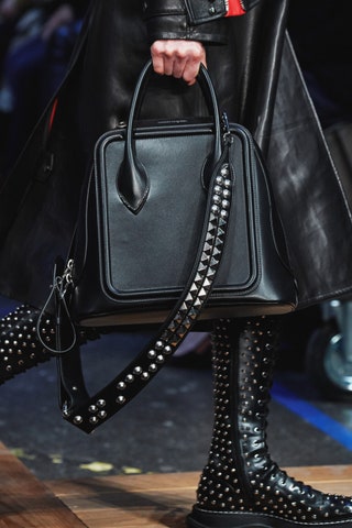 Alexander McQueen осеньзима 20192020.