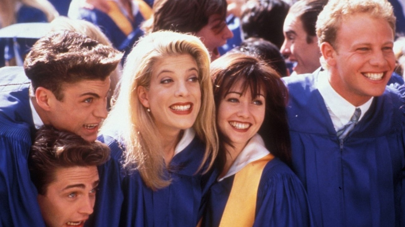 У сериала «БеверлиХиллз 90210» будет продолжение с оригинальным актерским составом