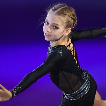 14-летняя фигуристка Александра Трусова побила мировой рекорд Алины Загитовой