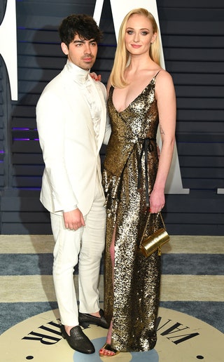 Джо Джонас и Софи Тернер в Louis Vuitton.