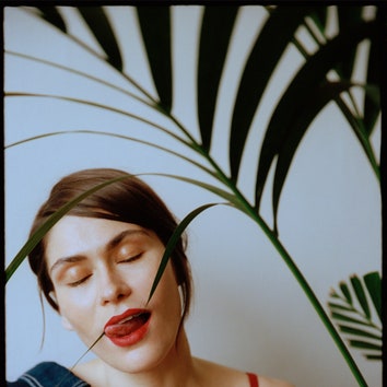 Petra x Emmie America: Дарья Яструбицкая в первой серии нового проекта российского бельевого бренда