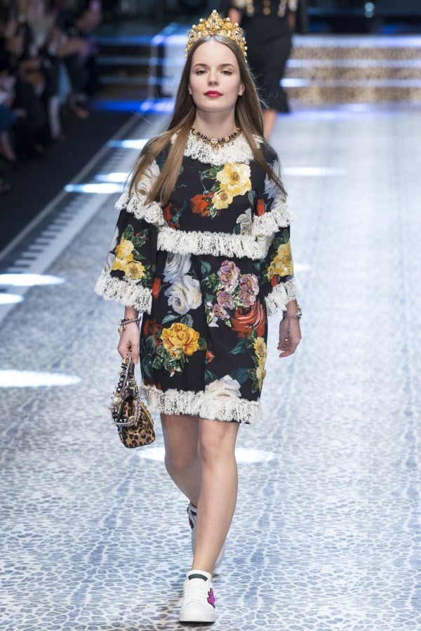 Саша Спилберг на показе Dolce amp Gabbana в 2017 году