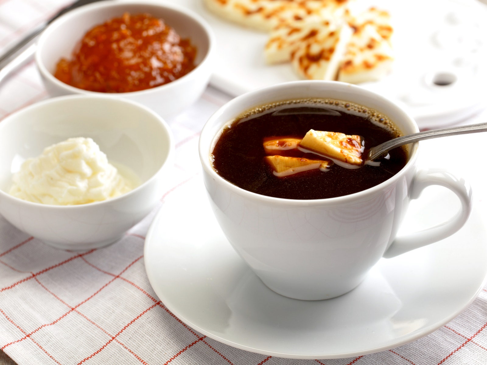 Кофе с сыром &- новый тренд из Швеции