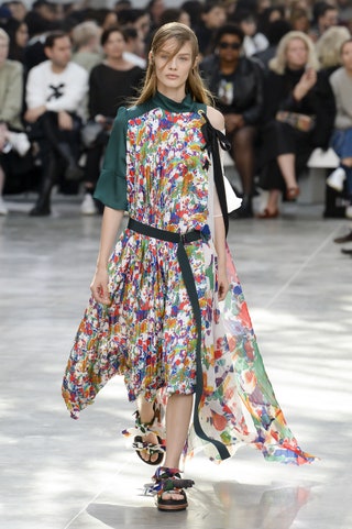 Sacai.