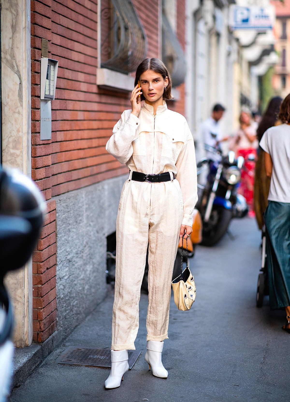 Самые красивые образы на Неделе моды в Милане