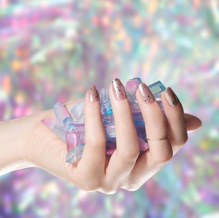 opi.