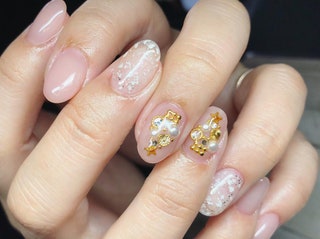 nailsalon.noir.