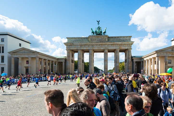 Поездка в Германию осенью Октоберфест Берлинский марафон шопинг