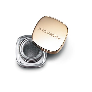 Помада золотого оттенка, стикеры для ногтей и другие новинки новогодней коллекции макияжа Dolce & Gabbana