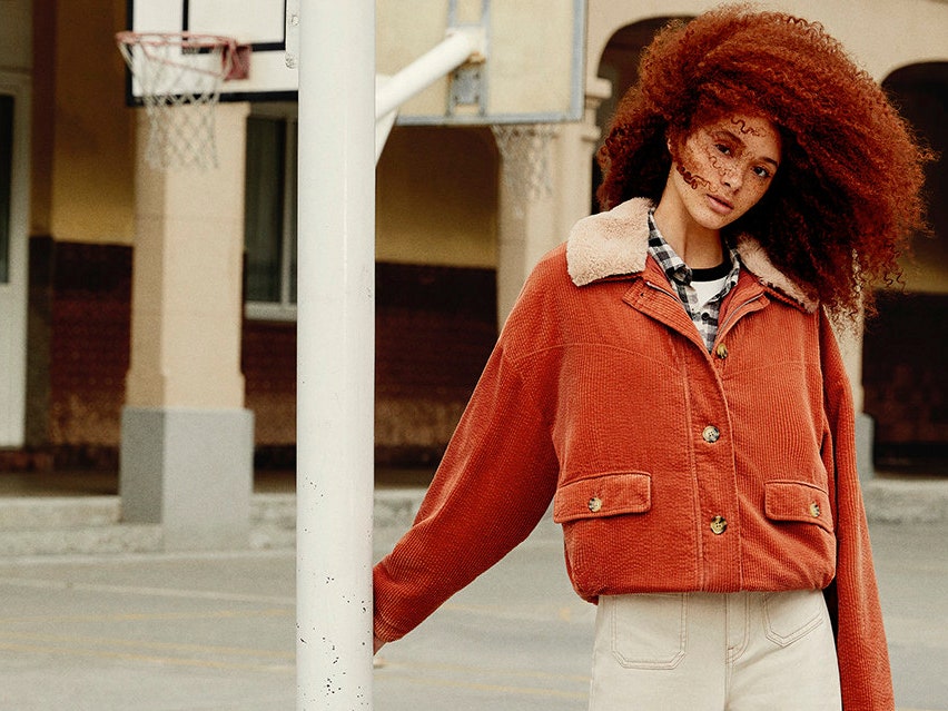 Forever Young: как носить вещи из новой коллекции Pull&Bear, когда тебе 15 и когда тебе 25