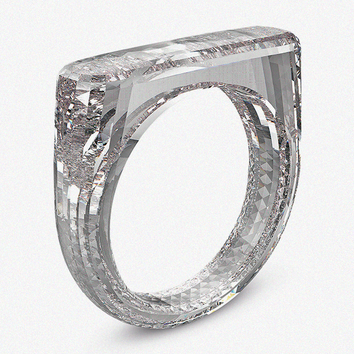 Дизайнер Apple создал первое кольцо из цельного бриллианта