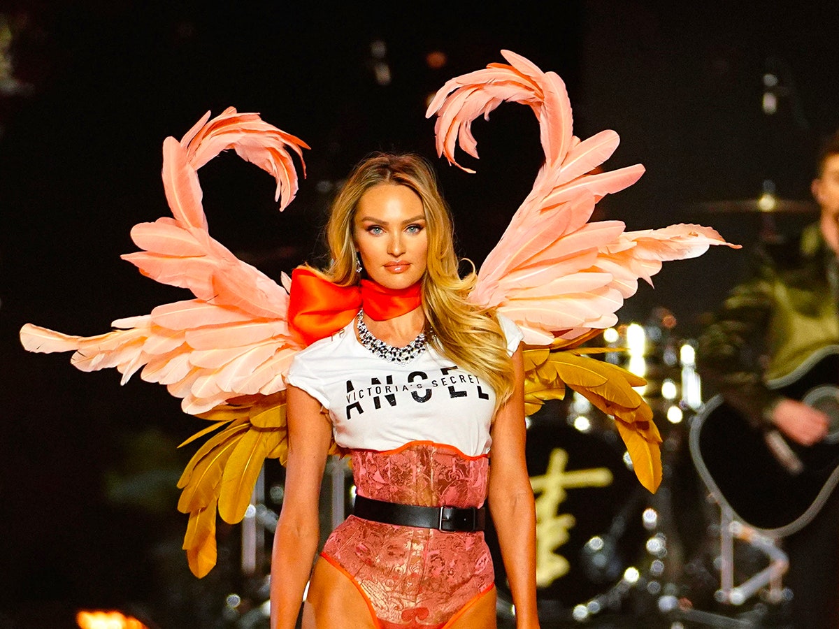 Как прошел показ Victoria's Secret Fashion Show 2018