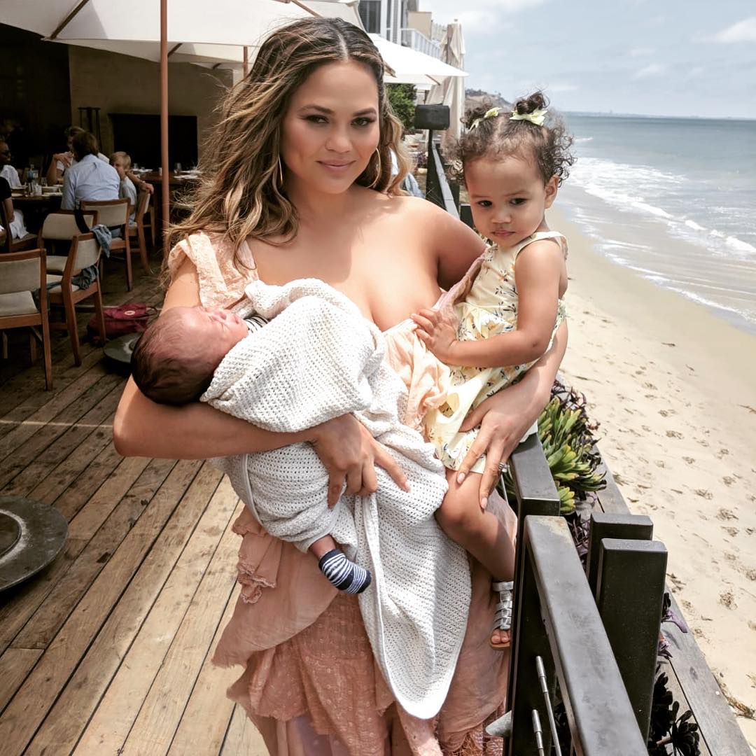 chrissyteigen