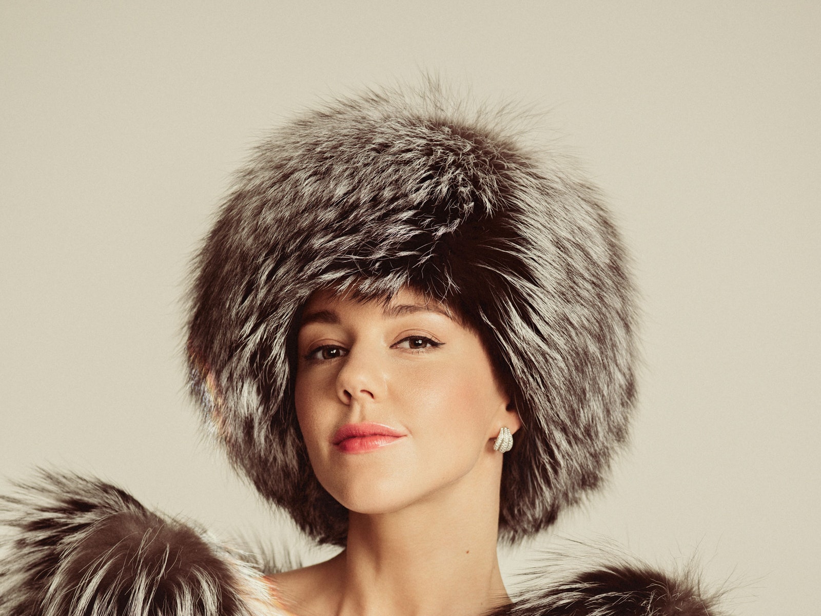 Юлианна Караулова &- «Прорыв года» 2018 по версии журнала Glamour