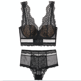 Бюстгальтер 3499 руб. трусы 1399 руб. все Intimissimi.