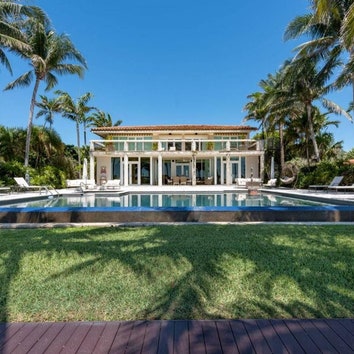 Роскошный особняк в Майами за $9 млн: в гостях у Энрике Иглесиаса и Анны Курниковой