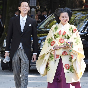 Японская принцесса Аяко вышла замуж за простолюдина и отказалась от своего титула