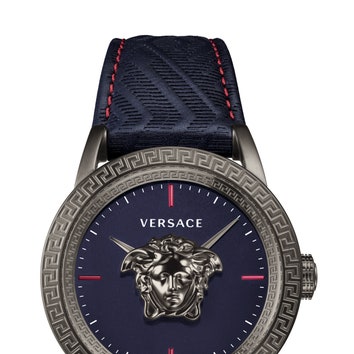 Аксессуар дня: часы из коллекции Versace осень&#8211;зима 2018/2019