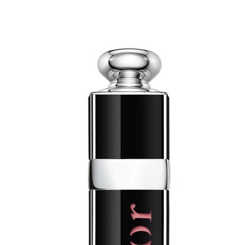 Dior представляет первый лаковый тинт для губ Dior Addict Lacquer Plump