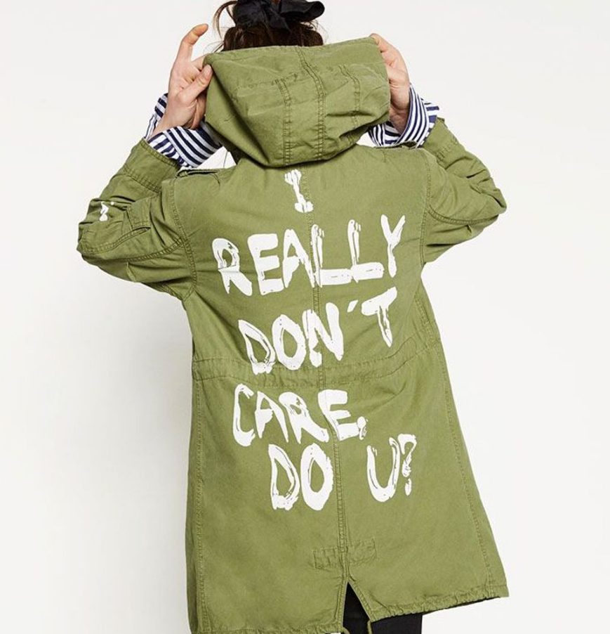Мелания Трамп фото в куртке Zara и подробности скандала