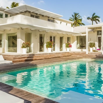 Роскошный особняк в Майами-Бич за $12 млн: в гостях у Шакиры