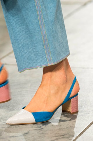 Carolina Herrera.