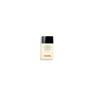 Les Beiges Sheer Healthy Glow Tinted Moisturizer.