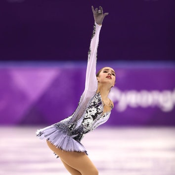 Фигуристки Алина Загитова и Евгения Медведева установили мировой рекорд на Олимпиаде в Пхенчхане