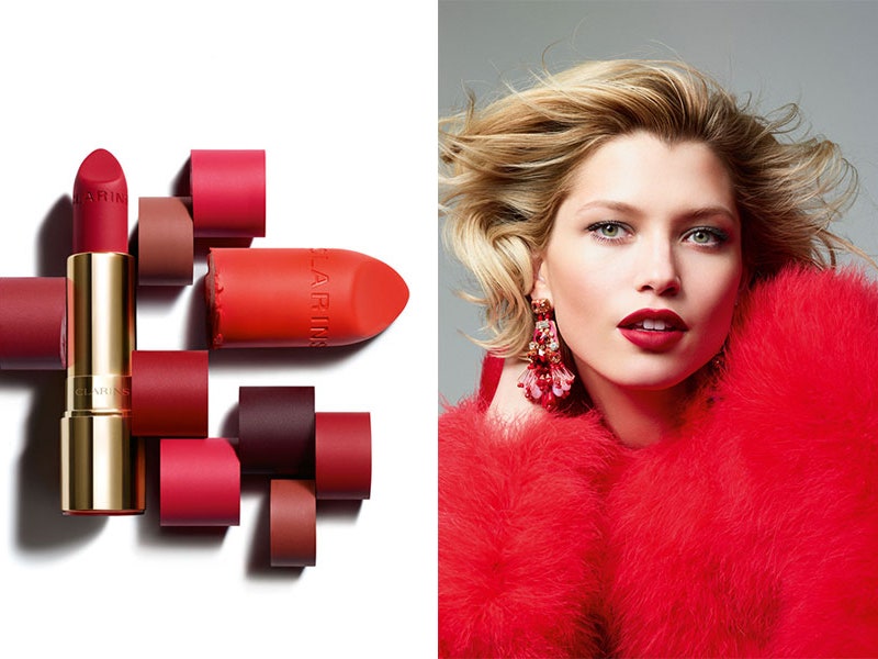Новая глава: легендарная помада Clarins Joli Rouge теперь с матовой текстурой