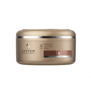 Разглаживающая маска Luxe Oil Keratin Restore Mask 3082 руб. System Professional. За пять минут восстанавливает полотно...