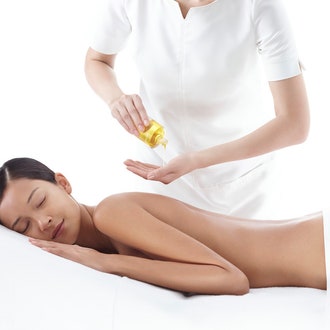 Заслуженный отдых: новогодние предложения в спа-салоне Clarins