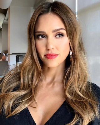 jessicaalba.