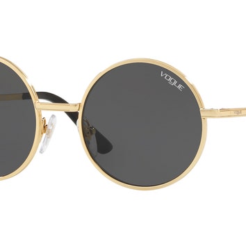 Gigi Hadid и Vogue Eyewear представляют новую коллекцию очков