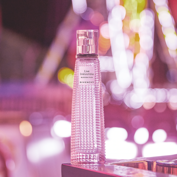Givenchy представляет новую версию аромата Live Irrésistible &- Blossom Crush