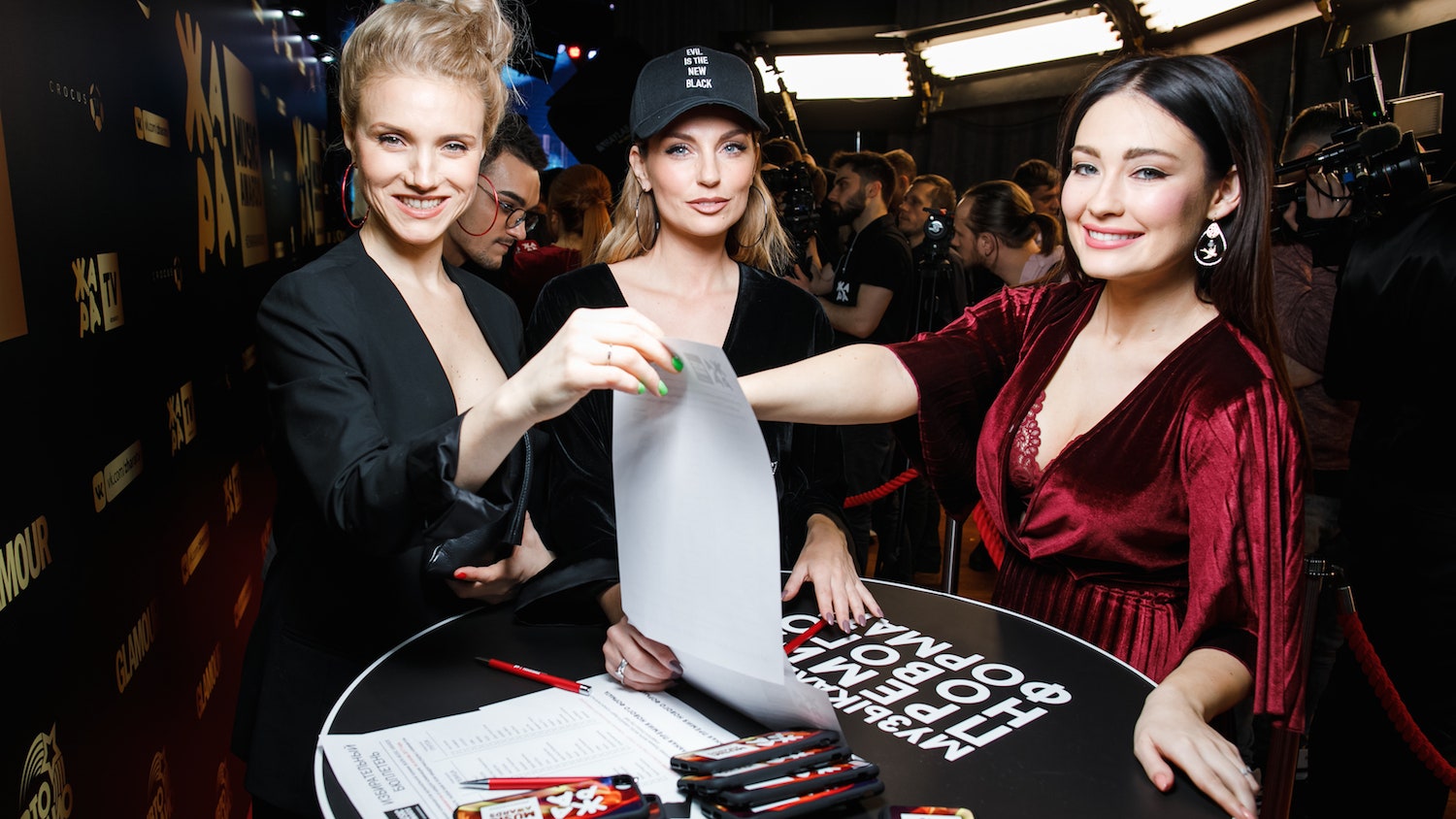 Preparty премии «ЖАРА Music Awards» 2018 фото Елены Летучей Эмина Агаларова и других гостей