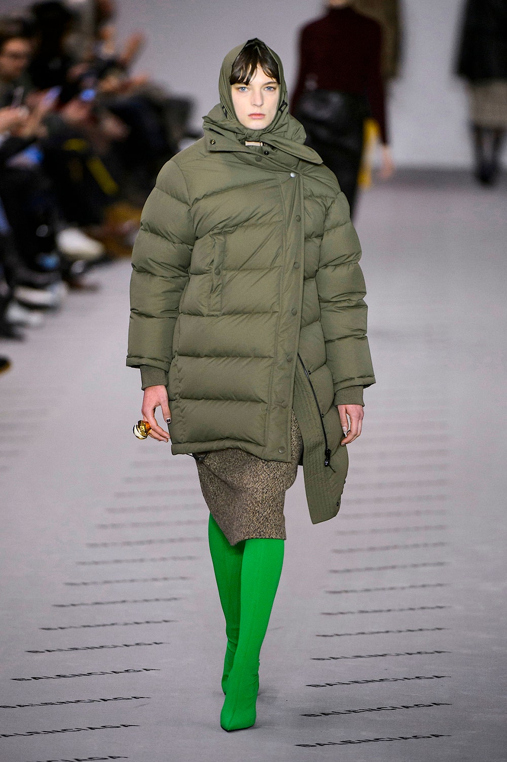 Balenciaga осеньзима 20172018