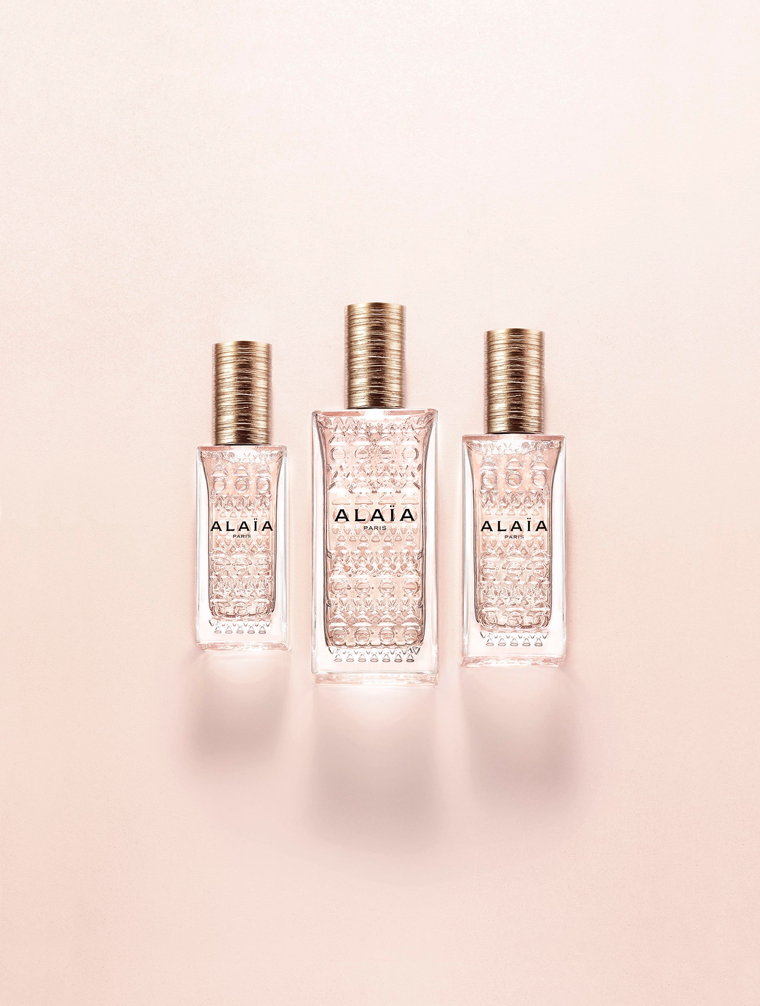Alaïa Eau de Parfum Nude третий аромат в коллекции с базовой нотой кожи