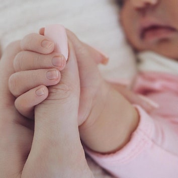 Фотография новорожденной дочери Кайли Дженнер побила все рекорды Instagram