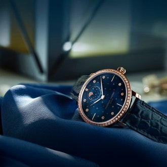 Аксессуар дня: часы Slimline Moonphase Stars Manufacture с изображением звездного неба от Frederique Constant