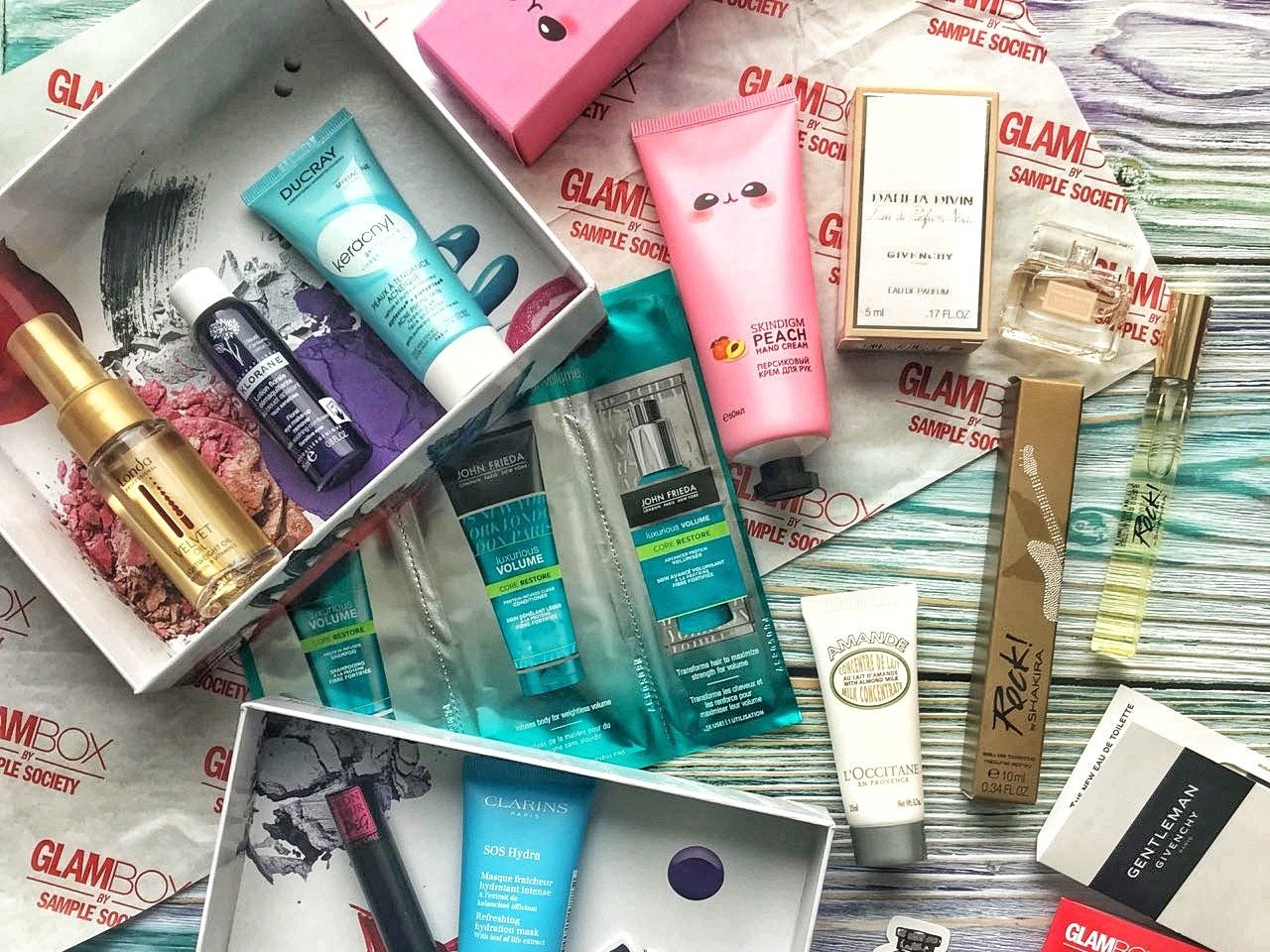 Разбираем новую коробочку GlamBox!