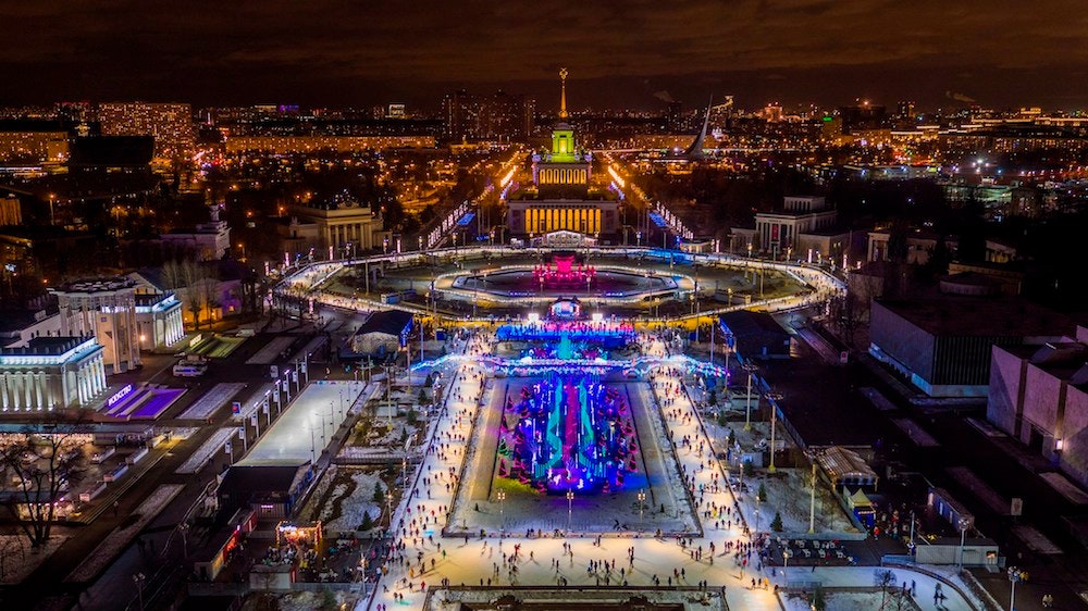 Все на лед каток на ВДНХ начинает новый сезон