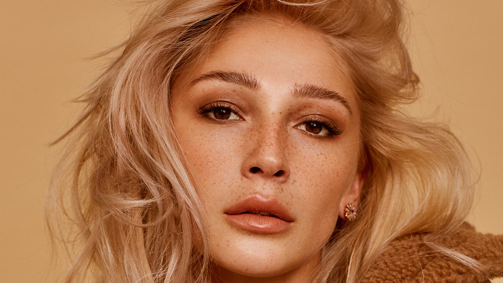 Настя Ивлеева фото и большое интервью Glamour