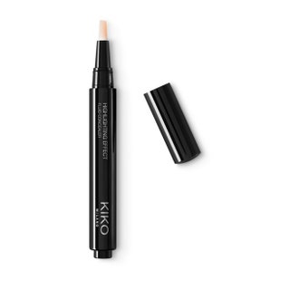 Подсвечивающий корректор Highlighting Effect Fluid Concealer 640 руб. Kiko Milano. Спасительное средство для маскировки...