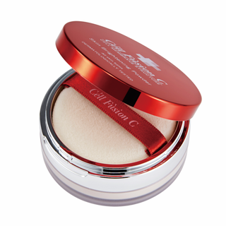 Матирующая пудра Skin Brightening Powder 2880 руб. Cll Fùsion C. Эту рассыпчатую пудру удобно брать с собой в упаковке...