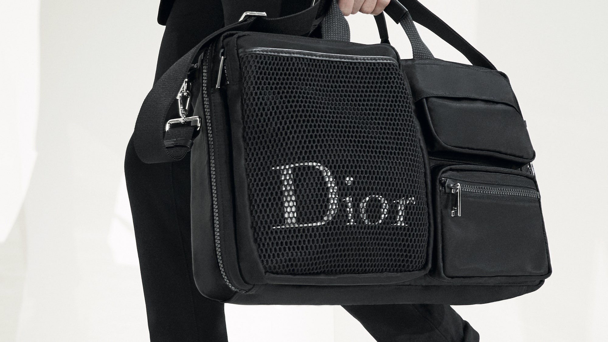 Dior Playground три мужских сумки из новой коллекции аксессуаров