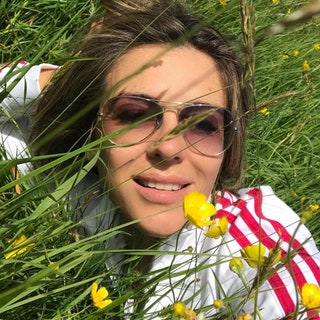 elizabethhurley1.