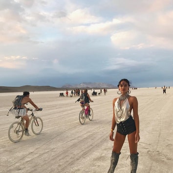 Звезды на Burning Man 2017 в фотографиях из Instagram